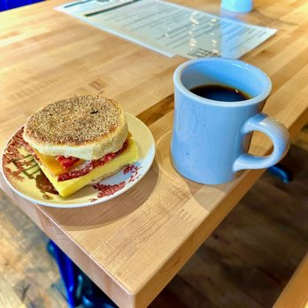 De Fer Coffee - Food, breakfast sandwich and coffee (free refills!) - Coffee & Tea Near Me - Pittsburgh, Pennsylvania De Fer Coffee - Food, breakfast sandwich and coffee (free refills!) - Coffee & Tea Near Me - Pittsburgh, Pennsylvania