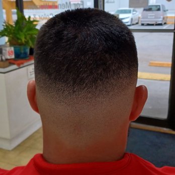 The Barbers - Medium skin fade by Tom - Barbers Near Me - Honolulu, Hawaii The Barbers - Medium skin fade by Tom - Barbers Near Me - Honolulu, Hawaii