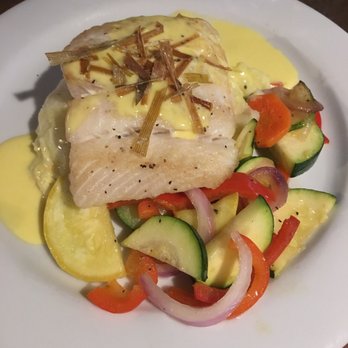 Creekside Restaurant - Halibut - American Near Me - Forks, Washington