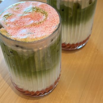 Breezy - Strawberry matcha - Breakfast & Brunch Near Me - San Juan Capistrano, California