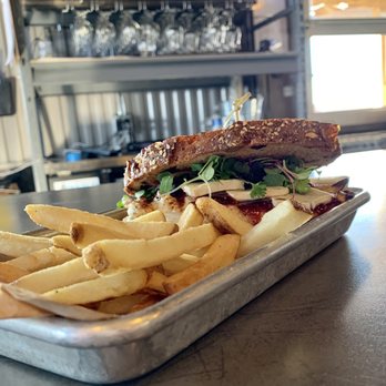 Tipsy Steer - Raspberry Brie Chicken Melt - Pizza Near Me - Blaine, Minnesota Tipsy Steer - Raspberry Brie Chicken Melt - Pizza Near Me - Blaine, Minnesota