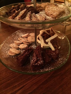 Sonoma Wine Shop / La Bodega Kitchen by null