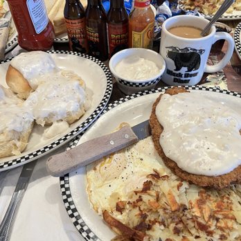 Black Bear Diner Tarzana - BIGFOOT Chicken Fried Steak & Eggs (2450-2510 cal) - Diners Near Me - Tarzana, California