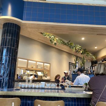 Two Hands - The counter - Breakfast & Brunch Near Me - Nashville, Tennessee