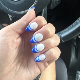 Acrylic manicure