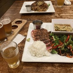 Zero One Ale House - Get the Tuna! Rare!