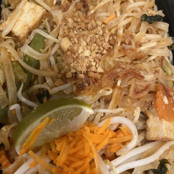 Farmhouse Thai Express - San Leandro - Pad Thai (NOT GLUTEN FREE) - Thai Near Me - San Leandro, California