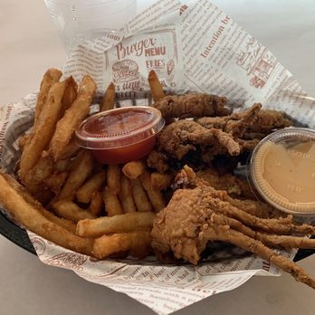 Cajun Crack'n - Fried Soft Shell Crab Basket with Cajun Fries - Seafood Near Me - Milpitas, California Cajun Crack'n - Fried Soft Shell Crab Basket with Cajun Fries - Seafood Near Me - Milpitas, California