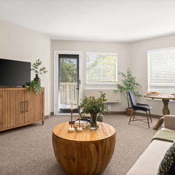 Carlton Concord - Our spacious apartments offer beautiful balconies or patios--the choice is yours. - Retirement Homes Near Me - Concord, California Carlton Concord - Our spacious apartments offer beautiful balconies or patios--the choice is yours. - Retirement Homes Near Me - Concord, California