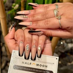 Half Moon Nails & Spa