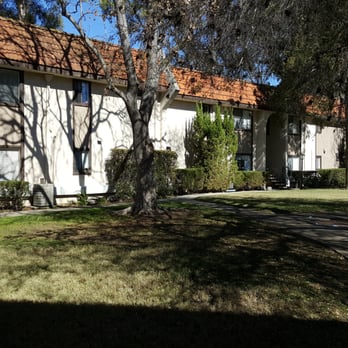 The Pines Apartments - Pines courtyard - Apartments Near Me - Escondido, California The Pines Apartments - Pines courtyard - Apartments Near Me - Escondido, California