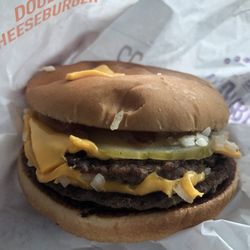 McDonald's - Double cheeseburger