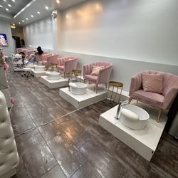 Luxury Nail & Brow Bar