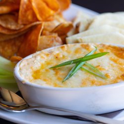 110 Grill - CRAB RANGOON DIP