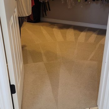 Pacific Coast Cleaning Company - Walk in closet. - Carpet Cleaning Near Me - Wildomar, California