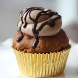 Poppa Russ. Banana. Lemon Filling. Chocolate Buttercreem