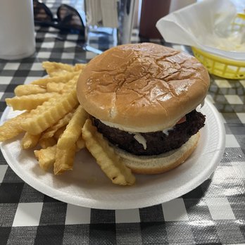 Bill's Grill - Double Burger all the way minus the chili and add lettuce tomato and pickles. Next time I have to try the 3 time champion chili. - American Near Me - Patrick, South Carolina Bill's Grill - Double Burger all the way minus the chili and add lettuce tomato and pickles. Next time I have to try the 3 time champion chili. - American Near Me - Patrick, South Carolina