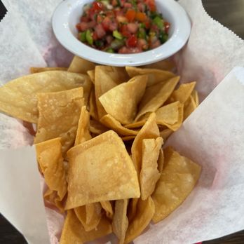 El Chipotle Taqueria - Housemade Chips and Pico de Gallo - Mexican Near Me - Soquel, California
