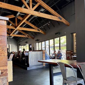 Eureka! - Inside - American Near Me - Concord, California