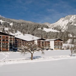 Kur- und Sporthotel Bad Hindelang - Hotel im Winter