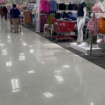 Target - Department Stores Near Me - Woodinville, Washington
