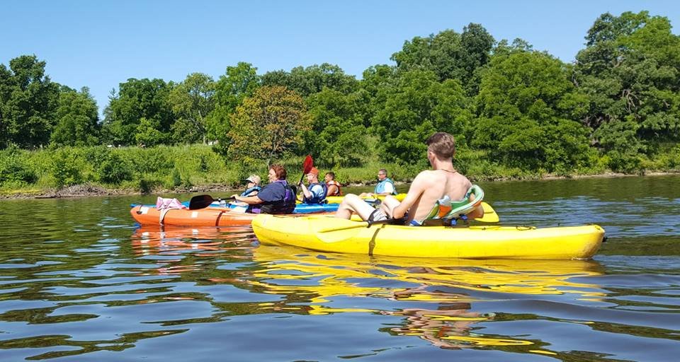 FOX RIVER CANOE AND KAYAK Updated October 2024 Geneva, Illinois