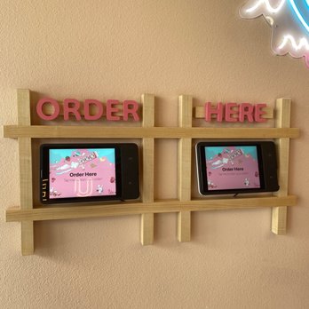 Ume Tea - Kiosk for self ordering or can go to cashier. - Bubble Tea Near Me - Los Angeles, California Ume Tea - Kiosk for self ordering or can go to cashier. - Bubble Tea Near Me - Los Angeles, California