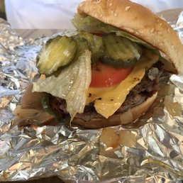 Bacon cheeseburger all the way with grilled jalapeños Bacon cheeseburger all the way with grilled jalapeños