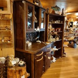 Wolf's Den Michigan