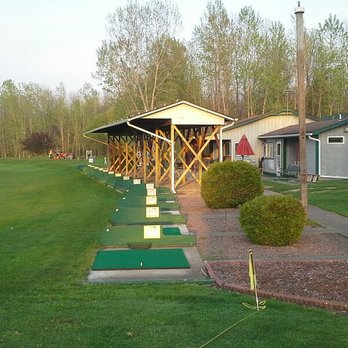 Red Oak Golf Range - From the west grass tee line. - Golf Near Me - Holley, New York Red Oak Golf Range - From the west grass tee line. - Golf Near Me - Holley, New York