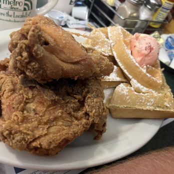 Metro Diner - Chicken and waffles - Breakfast & Brunch Near Me - Jacksonville, Florida