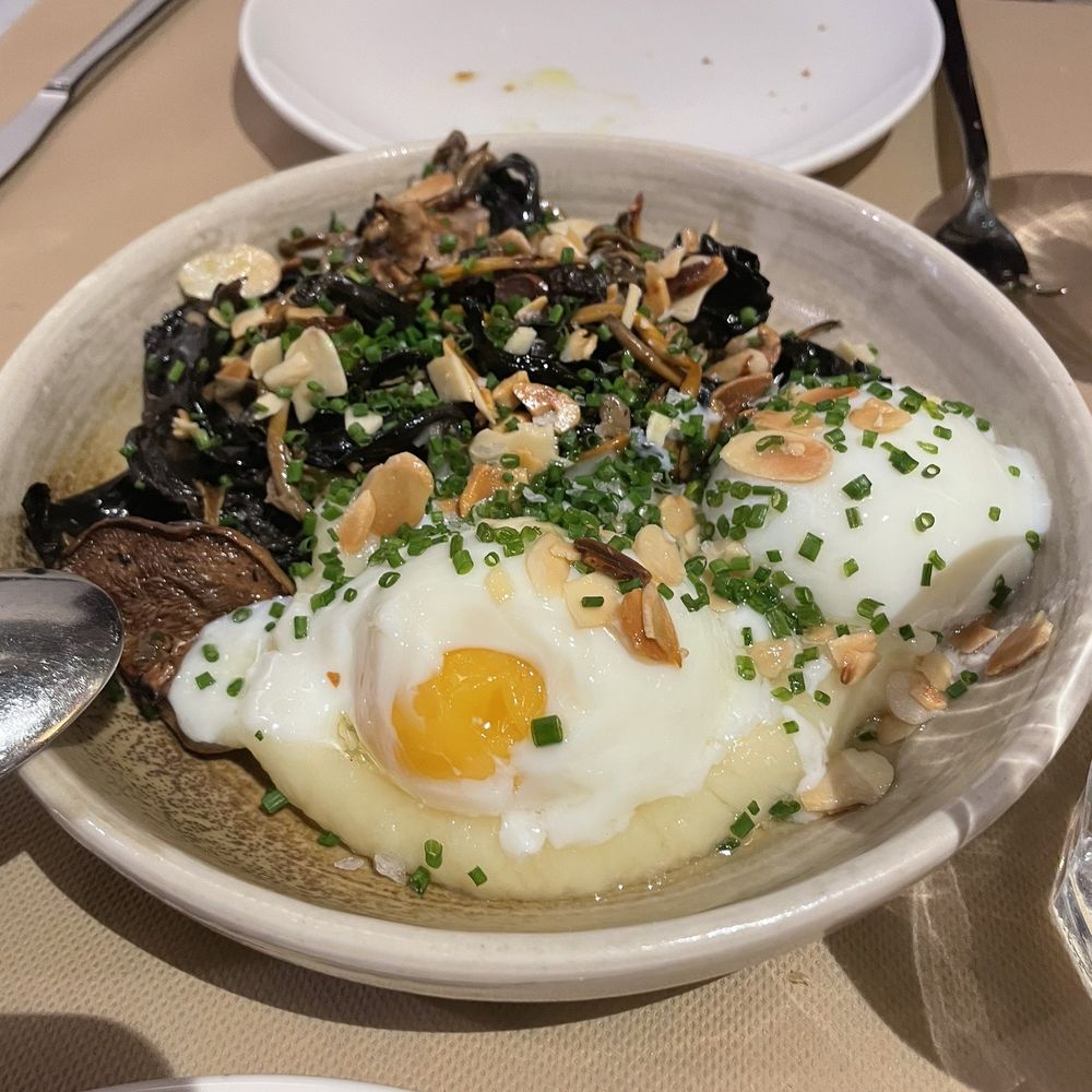 La Pubilla - Mushroom with Egg starter - Mediterranean Near Me - Barcelona, B La Pubilla - Mushroom with Egg starter - Mediterranean Near Me - Barcelona, B