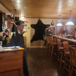 The Chippewa Inn - Bar area
