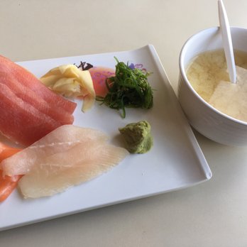 Sea Ranch - Sashimi and some miso soup. I loved the sesame oiled seaweed on the side! - Seafood Near Me - Evanston, Illinois Sea Ranch - Sashimi and some miso soup. I loved the sesame oiled seaweed on the side! - Seafood Near Me - Evanston, Illinois
