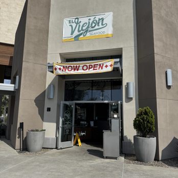 EL VIEJON SEAFOOD - Updated March 2025 - 195 Photos & 75 Reviews - 1620 ...