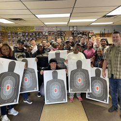 Illinois Public Safety Training Group - Illinois Public Safety Training Group 16 Hour Illinois Concealed Carry Class Range Quals