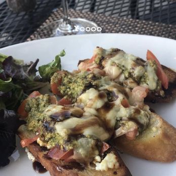 Flynn's On Venice Ave - Goat cheese bruschetta - Wine Bars Near Me - Venice, Florida Flynn's On Venice Ave - Goat cheese bruschetta - Wine Bars Near Me - Venice, Florida