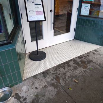 Mamahuhu - Door - Chinese Near Me - Mill Valley, California
