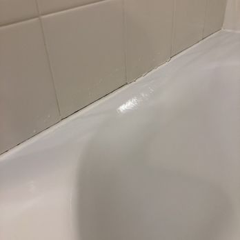 Mr Bathtub - The 3rd attempt of caulking has deteriorated just after days of installation. - Refinishing Services Near Me - El Granada, California Mr Bathtub - The 3rd attempt of caulking has deteriorated just after days of installation. - Refinishing Services Near Me - El Granada, California