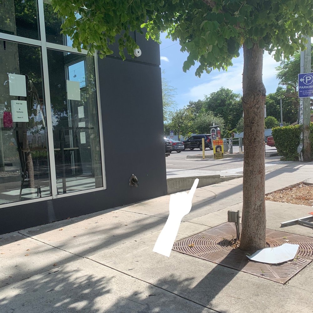 Daek Thai  - Public parking in the rear of the restaurant. The City of Miami charges through an app. - Thai Near Me - Miami, Florida