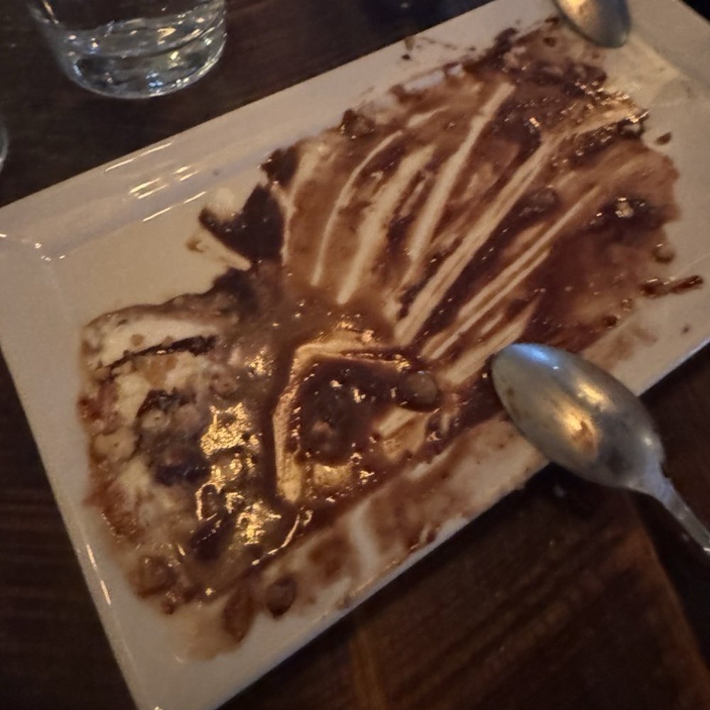 Chocolate cake remnants! Delicious! Chocolate cake remnants! Delicious!