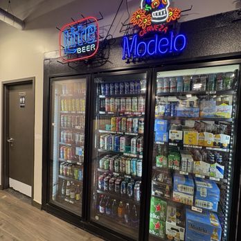 bp - Alcohol cold cooker - Gas Stations Near Me - Berwyn, Illinois