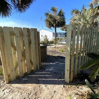 Brackish Construction - Fences & Gates Near Me Brackish Construction - Fences & Gates Near Me