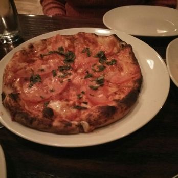 La Mesa - Margherita pizza. - Pizza Near Me - Minneapolis, Minnesota