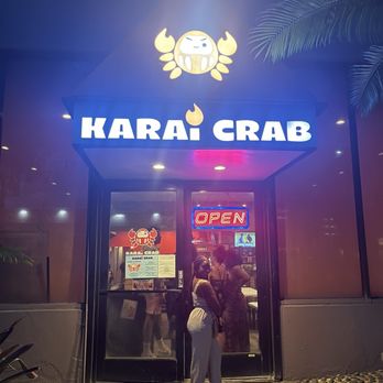Karai Crab - Outside - Seafood Near Me - Honolulu, Hawaii