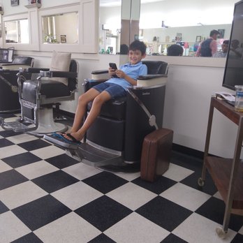 Charles Barber & Style Shop - Waiting for a great cut - Barbers Near Me - Tucker, Georgia Charles Barber & Style Shop - Waiting for a great cut - Barbers Near Me - Tucker, Georgia
