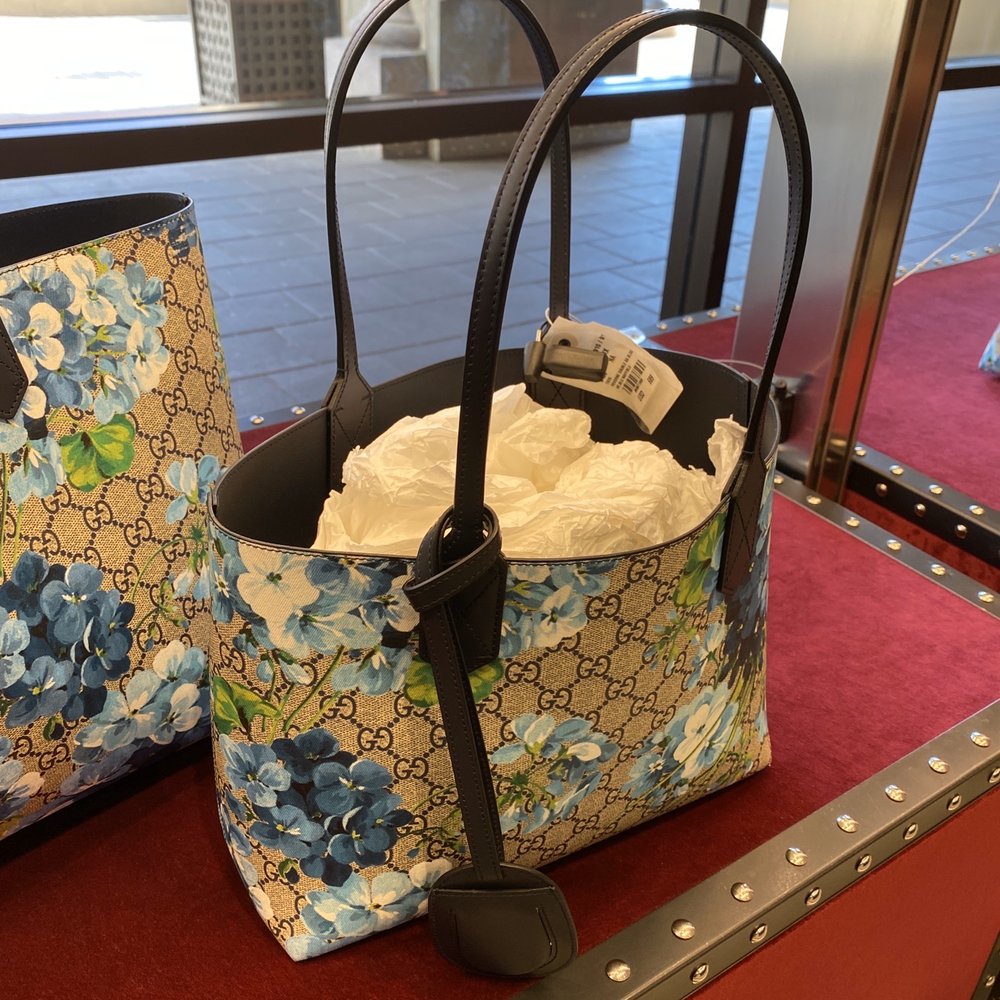 Gucci Outlet - Men's Clothing Near Me - Cabazon, California
