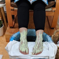 LaParlour Hampton Salon - JELLY Pedicure