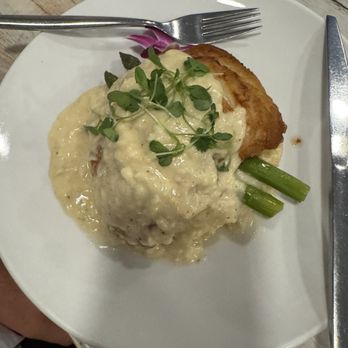 Wickies Lighthouse Restaurant - Special: Snapper with mushroom risotto - Diners Near Me - Sanibel, Florida Wickies Lighthouse Restaurant - Special: Snapper with mushroom risotto - Diners Near Me - Sanibel, Florida