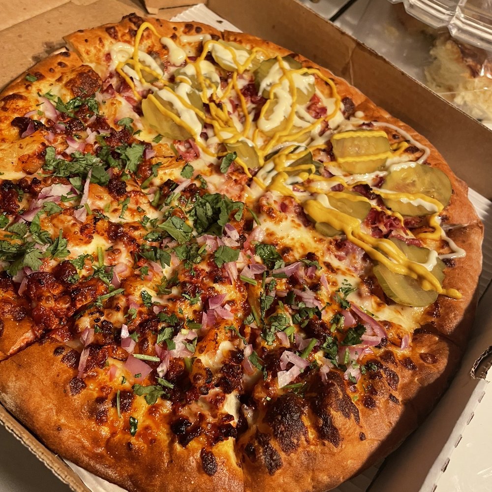 Super Pizza Veloz - 1/2 pastrami 1/2 pastor. - Pizza Near Me - South El Monte, California Super Pizza Veloz - 1/2 pastrami 1/2 pastor. - Pizza Near Me - South El Monte, California